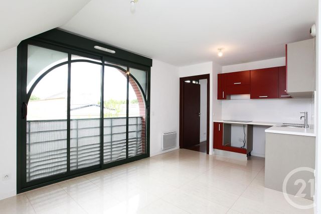 Afficher la photo en grand Appartement F3 à vendre - 3 pièces - 64.33 m2 - CHANTILLY - 60 - PICARDIE - Century 21 Agence De L'Hippodrome