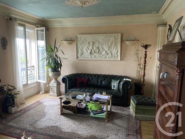 Appartement F3 à vendre - 3 pièces - 67.35 m2 - CHANTILLY - 60 - PICARDIE - Century 21 Agence De L'Hippodrome