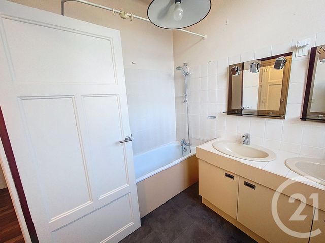 Appartement F3 à vendre - 4 pièces - 91.53 m2 - CREIL - 60 - PICARDIE - Century 21 Agence De L'Hippodrome