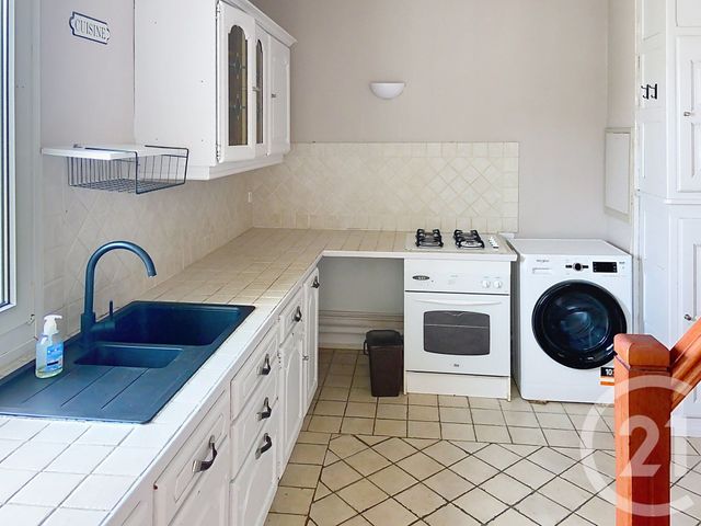 Afficher la photo en grand Appartement F3 à louer - 3 pièces - 85.55 m2 - ST LEU D ESSERENT - 60 - PICARDIE - Century 21 Agence De L'Hippodrome