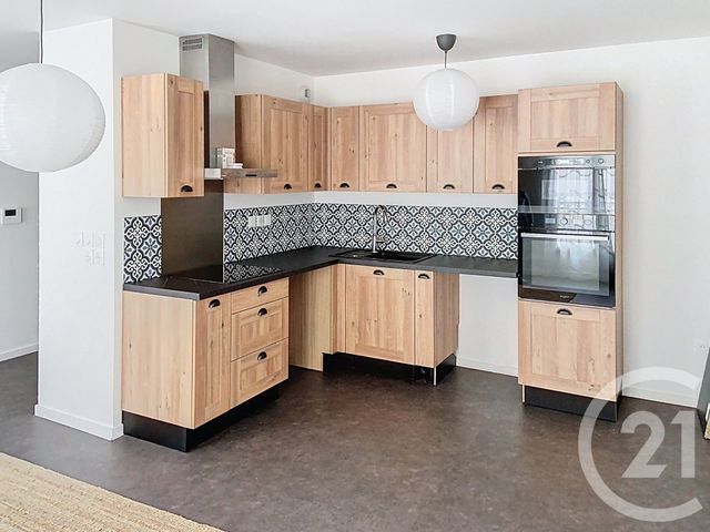 Appartement F2 à vendre - 2 pièces - 46.78 m2 - ORRY LA VILLE - 60 - PICARDIE - Century 21 Agence De L'Hippodrome