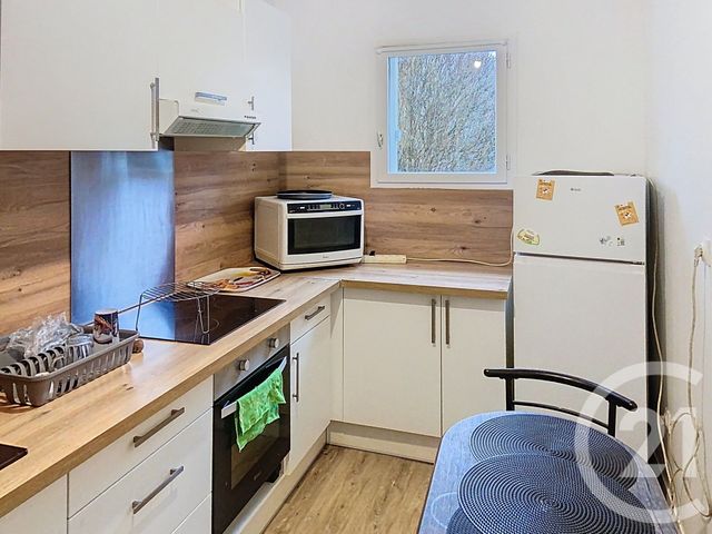 Appartement F2 à louer - 2 pièces - 49.5 m2 - CHANTILLY - 60 - PICARDIE - Century 21 Agence De L'Hippodrome