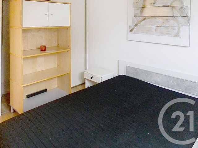 Appartement F2 à louer - 2 pièces - 49.5 m2 - CHANTILLY - 60 - PICARDIE - Century 21 Agence De L'Hippodrome