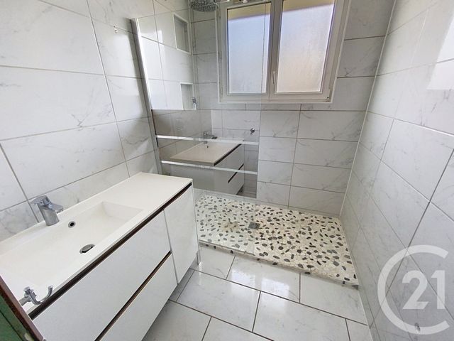 maison à vendre - 5 pièces - 104.52 m2 - ST LEU D ESSERENT - 60 - PICARDIE - Century 21 Agence De L'Hippodrome