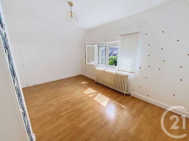 maison à vendre - 5 pièces - 104.52 m2 - ST LEU D ESSERENT - 60 - PICARDIE - Century 21 Agence De L'Hippodrome