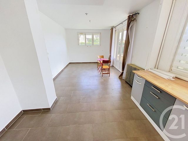 maison à vendre - 5 pièces - 104.52 m2 - ST LEU D ESSERENT - 60 - PICARDIE - Century 21 Agence De L'Hippodrome