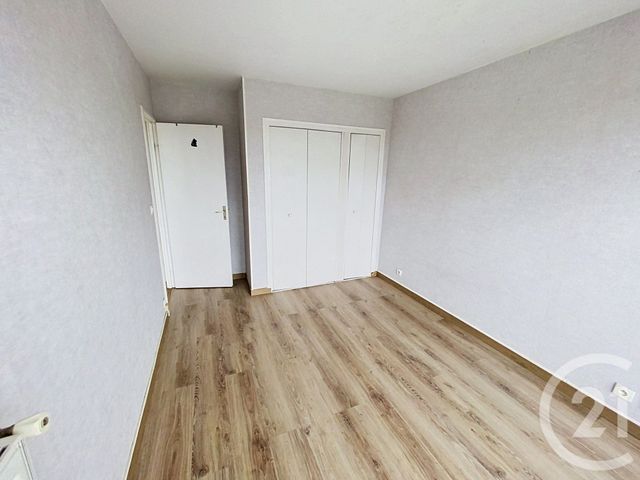Appartement F3 à louer - 3 pièces - 77.72 m2 - MONTATAIRE - 60 - PICARDIE - Century 21 Agence De L'Hippodrome