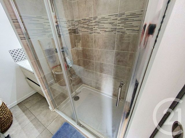 Appartement F2 à louer - 2 pièces - 50.5 m2 - ST LEU D ESSERENT - 60 - PICARDIE - Century 21 Agence De L'Hippodrome