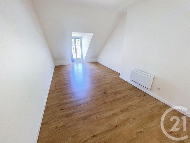 Appartement Duplex à vendre - 2 pièces - 36.79 m2 - LAMORLAYE - 60 - PICARDIE - Century 21 Agence De L'Hippodrome